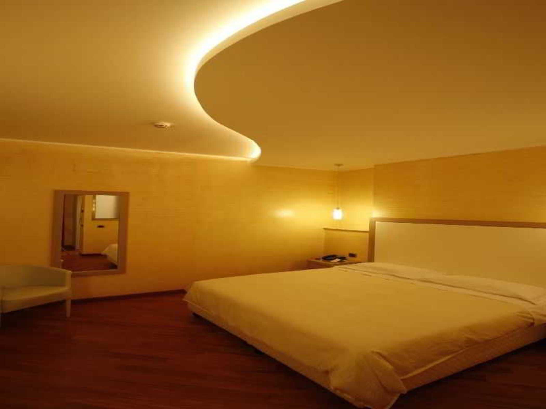 Hotell Esperia 4*