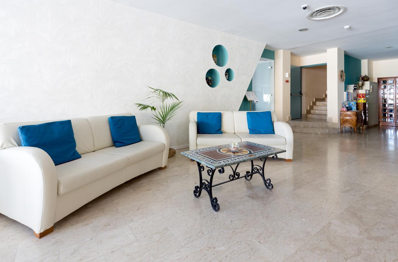 Hotel Esperia 4*