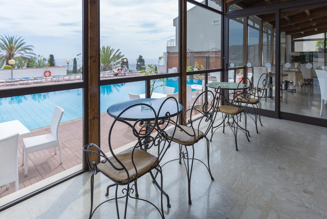 Esperia Hotell